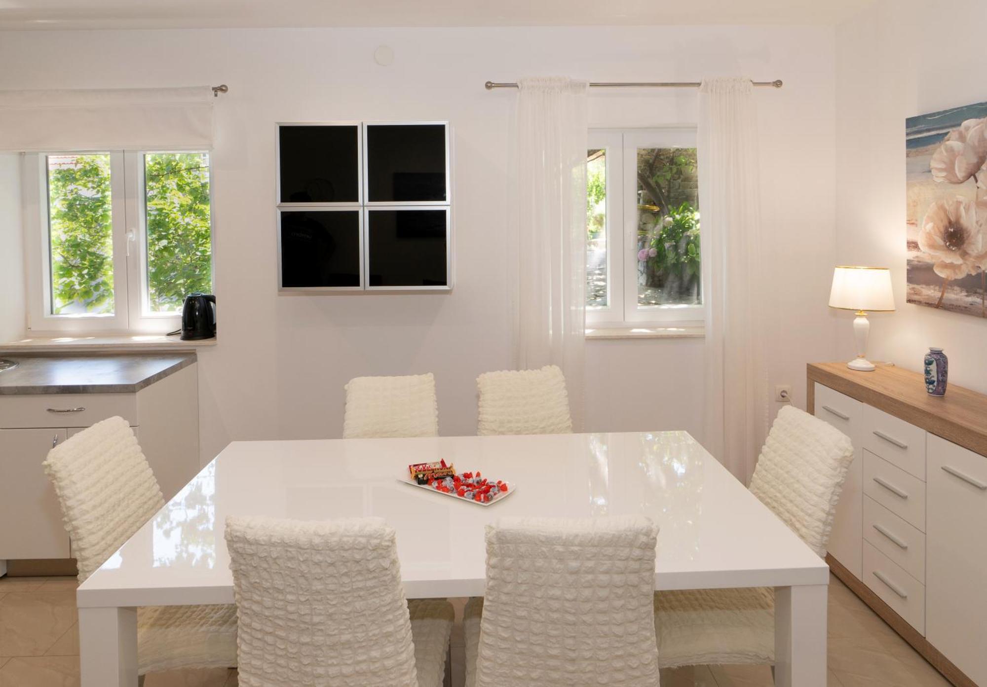 Apartments Srdanovic Omis Exterior photo