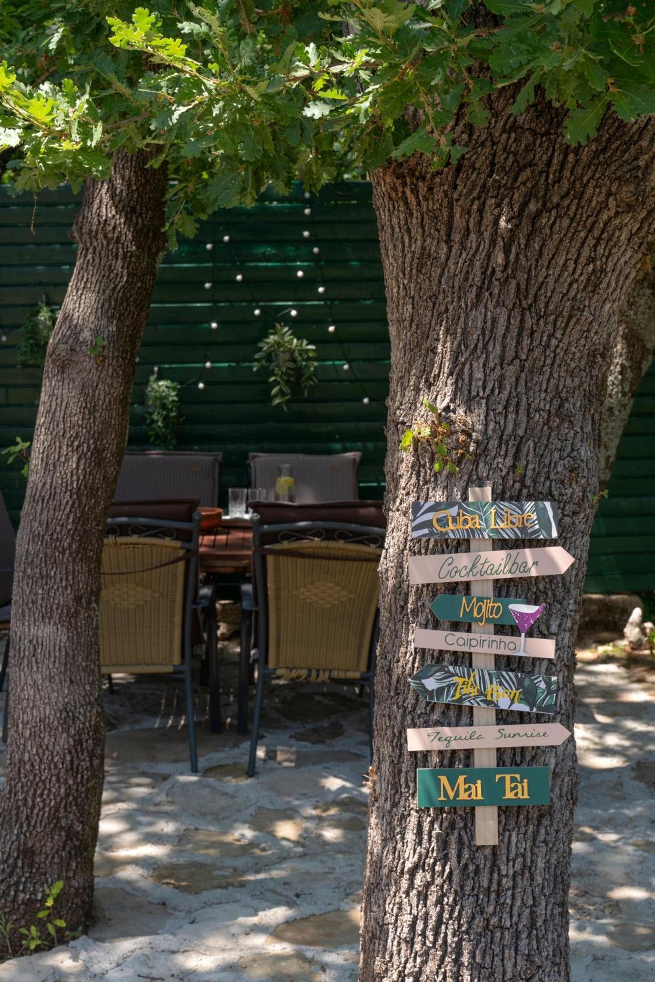 Apartments Srdanovic Omis Exterior photo